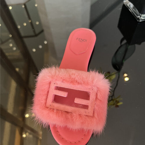 High Quality Luxury Fendi New Mink Fur Slippers – Style 73203 product detail