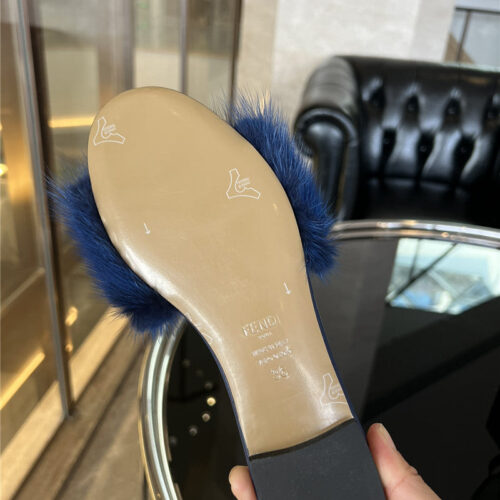 High Quality Luxury Fendi New Mink Fur Slippers – Style 11059 product detail