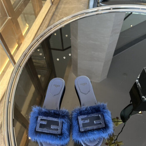 High Quality Luxury Fendi New Mink Fur Slippers – Style 11059 product detail