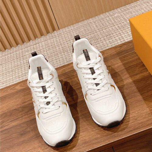 High Quality Luxury Louis Vuitton Classic Inner Heightening Sneakers – Style 03299 product detail