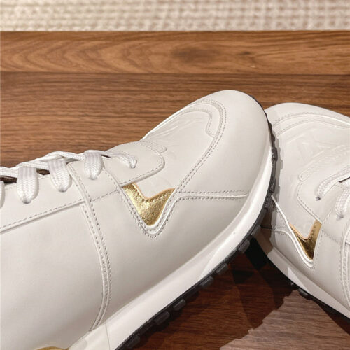 High Quality Luxury Louis Vuitton Classic Inner Heightening Sneakers – Style 03299 product detail