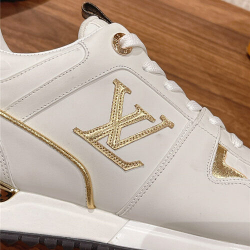 High Quality Luxury Louis Vuitton Classic Inner Heightening Sneakers – Style 03299 product detail