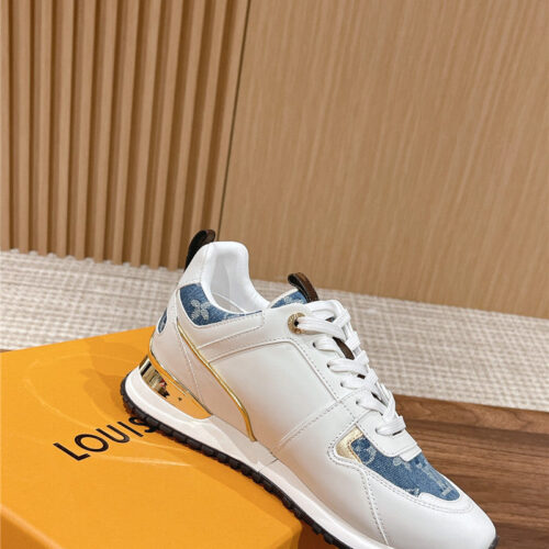 High Quality Luxury Louis Vuitton Classic Inner Heightening Sneakers – Style 01603 product detail