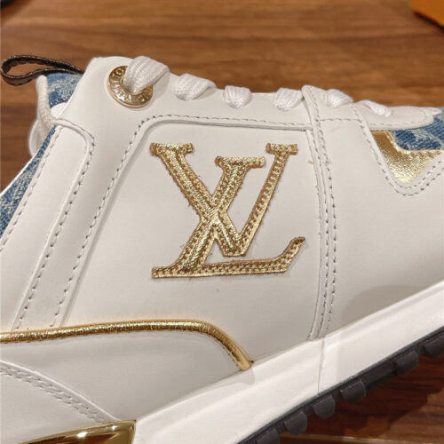 High Quality Luxury Louis Vuitton Classic Inner Heightening Sneakers – Style 01603 product detail