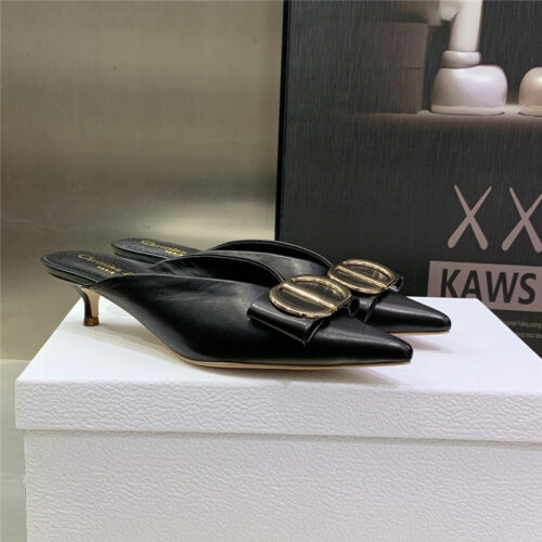 High Quality Luxury Dior Spring And Summer New Jelly-Colored Pointed Mules – Style 98470 product detail