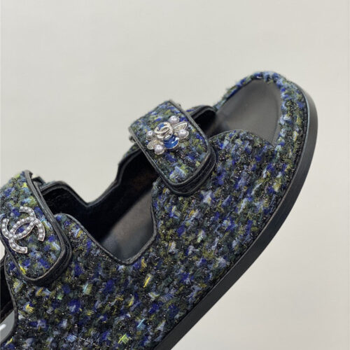 High Quality Luxury Chanel Classic Pearl Buckle Velcro Gold Coin Sandals product detail