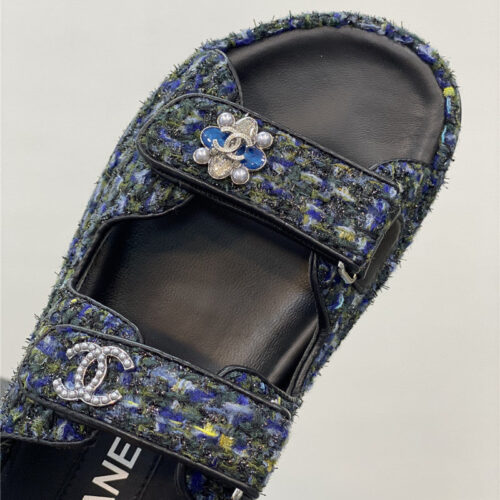 High Quality Luxury Chanel Classic Pearl Buckle Velcro Gold Coin Sandals product detail