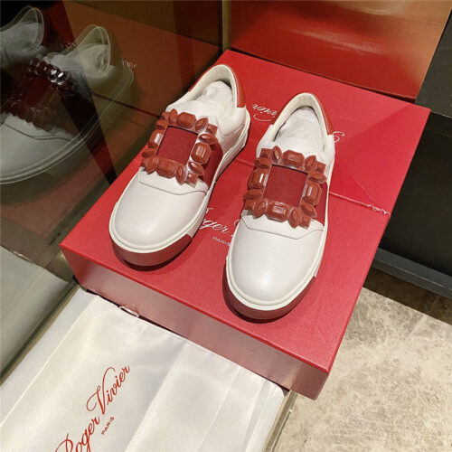High Quality Luxury Roger Vivier Full Leather Diamond Buckle Tassel Loafers product detail