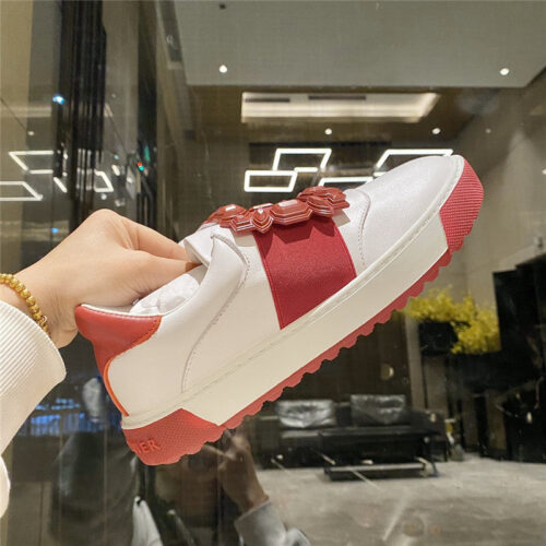 High Quality Luxury Roger Vivier Full Leather Diamond Buckle Tassel Loafers product detail