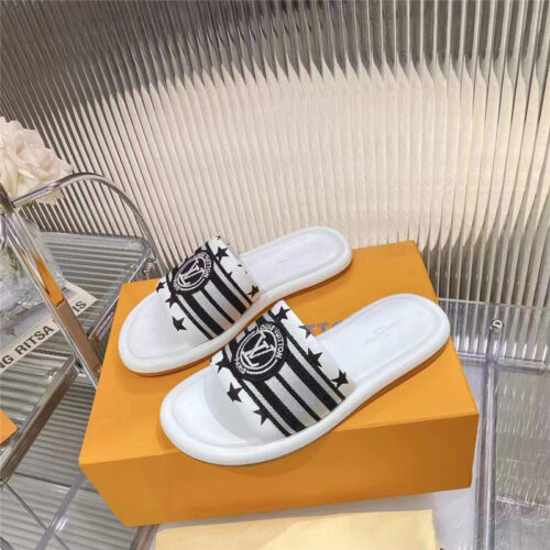 High Quality Luxury Louis Vuitton Counters Feature The Latest Slippers – Style 31523 product detail