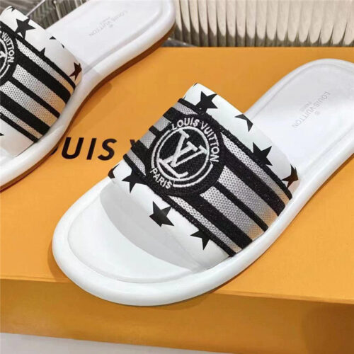 High Quality Luxury Louis Vuitton Counters Feature The Latest Slippers – Style 31523 product detail