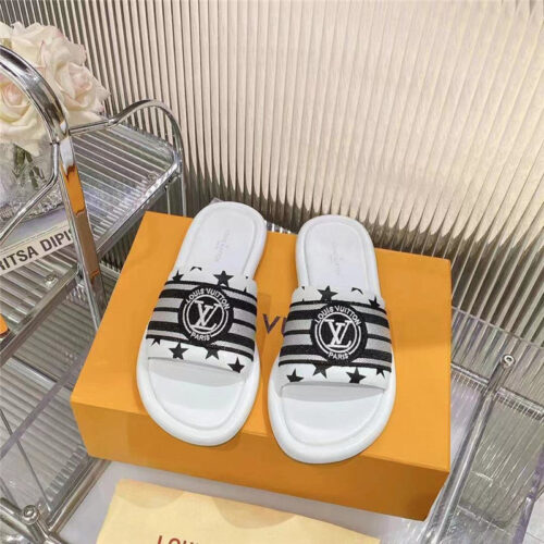 High Quality Luxury Louis Vuitton Counters Feature The Latest Slippers – Style 31523 product detail