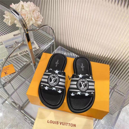 High Quality Luxury Louis Vuitton Counters Feature The Latest Slippers product detail