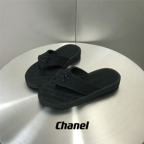 High Quality Luxury Chanel Flip Flops – Style 73670 alternate view