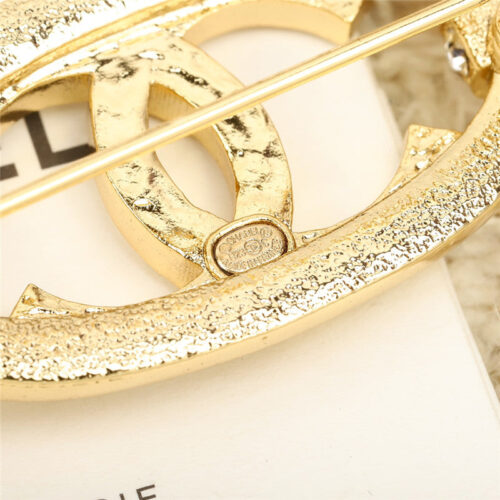 High Quality Luxury Chanel Double C Cross Brooch product detail
