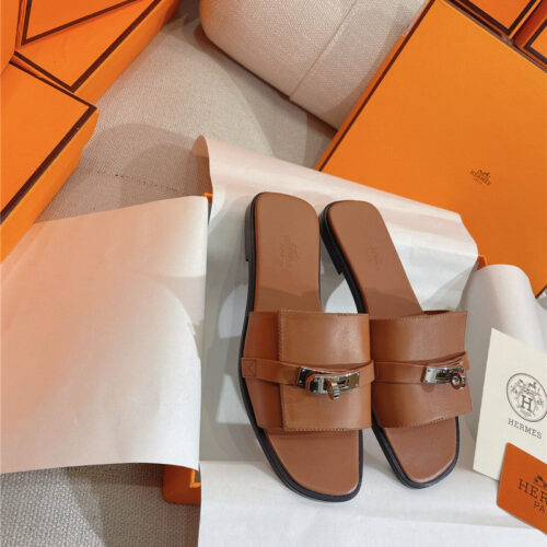 High Quality Luxury Hermes New Giulia Flat Kelly Buckle Slippers – Style 03075 product detail