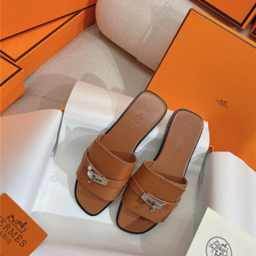 High Quality Luxury Hermes New Giulia Flat Kelly Buckle Slippers – Style 03075