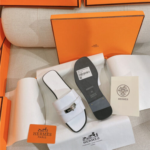 High Quality Luxury Hermes New Giulia Flat Kelly Buckle Slippers – Style 44323 product detail
