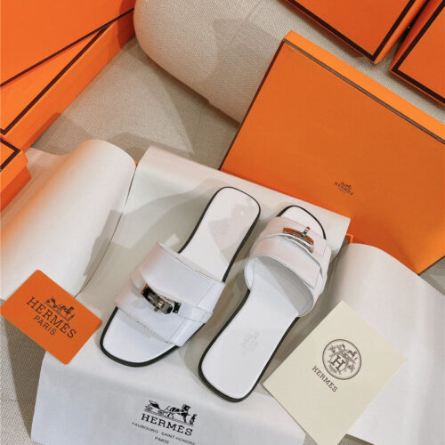 High Quality Luxury Hermes New Giulia Flat Kelly Buckle Slippers – Style 44323 product detail