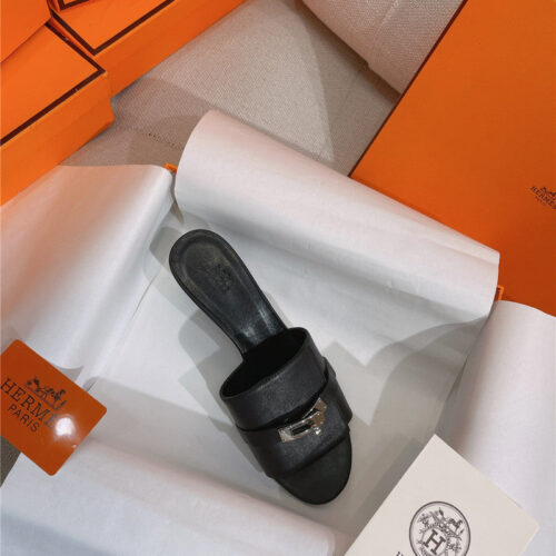 High Quality Luxury Hermes New Giulia Flat Kelly Buckle Slippers – Style 40931 product detail
