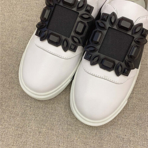 High Quality Luxury Roger Vivier New Diamond Buckle Casual Shoes – Style 24660 product detail