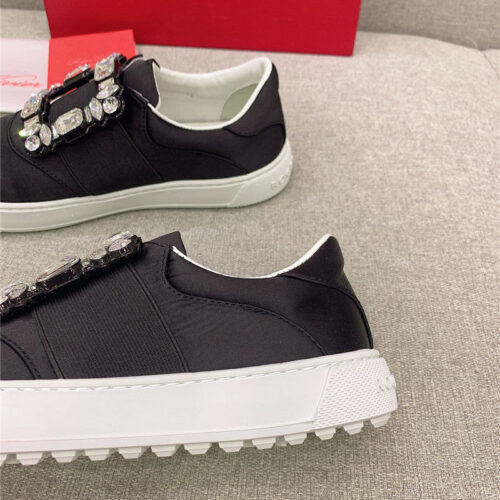 High Quality Luxury Roger Vivier New Diamond Buckle Casual Shoes – Style 16180 product detail