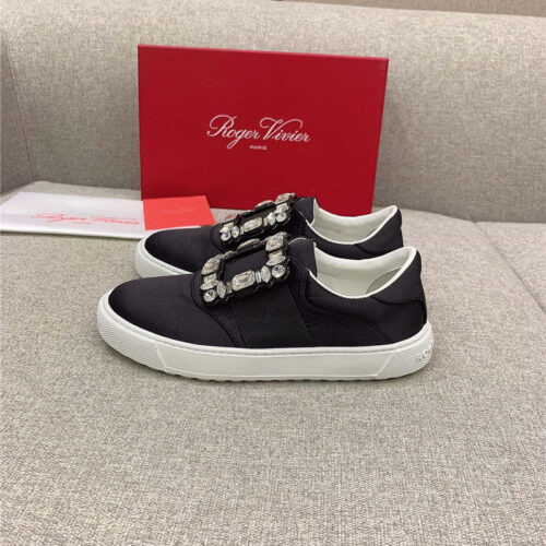 High Quality Luxury Roger Vivier New Diamond Buckle Casual Shoes – Style 16180 product detail