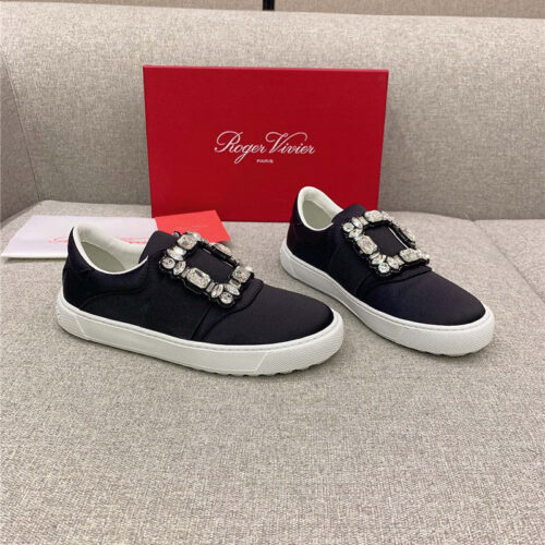 High Quality Luxury Roger Vivier New Diamond Buckle Casual Shoes – Style 16180