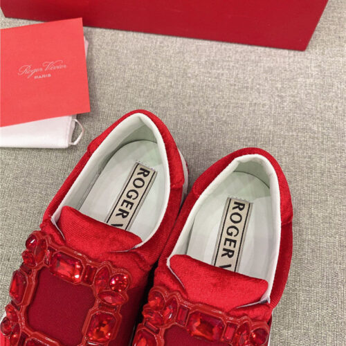 High Quality Luxury Roger Vivier New Diamond Buckle Casual Shoes – Style 47252 product detail