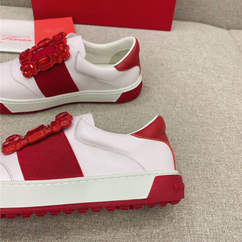 High Quality Luxury Roger Vivier New Diamond Buckle Casual Shoes – Style 55732 product detail