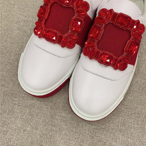 High Quality Luxury Roger Vivier New Diamond Buckle Casual Shoes – Style 55732 product detail