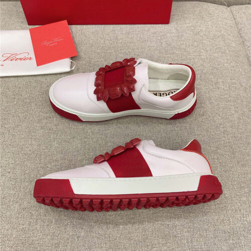 High Quality Luxury Roger Vivier New Diamond Buckle Casual Shoes alternate view