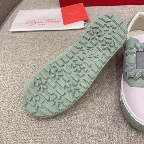 High Quality Luxury Roger Vivier New Diamond Buckle Casual Shoes – Style 64212 product detail