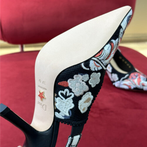 High Quality Luxury Dior Seiko Embroidered Upper Shoes – Style 92678 product detail