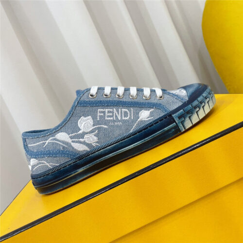 High Quality Luxury Fendi Domino Latest Color Matching Canvas Shoes
