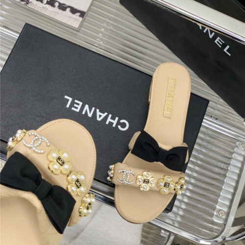 High Quality Luxury Chanel Sheepskin Lozenge Slippers product detail