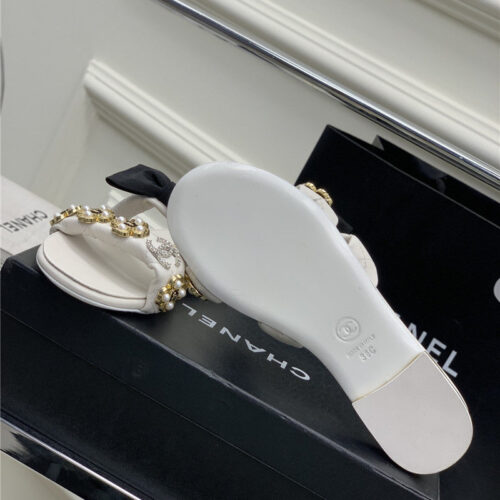 High Quality Luxury Chanel Sheepskin Lozenge Slippers – Style 77478 product detail
