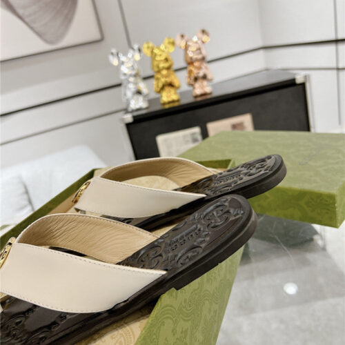 High Quality Luxury Gucci Interlocking Double G Flip Flops product detail