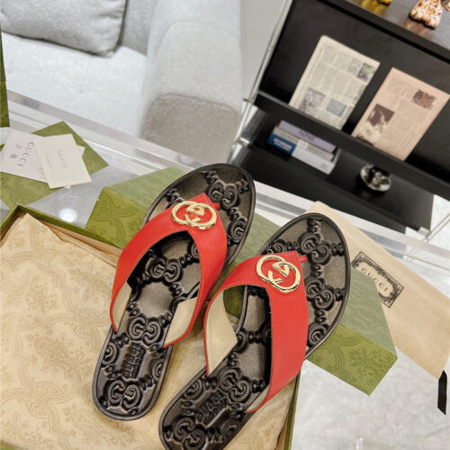 High Quality Luxury Gucci Interlocking Double G Flip Flops – Style 35251 product detail