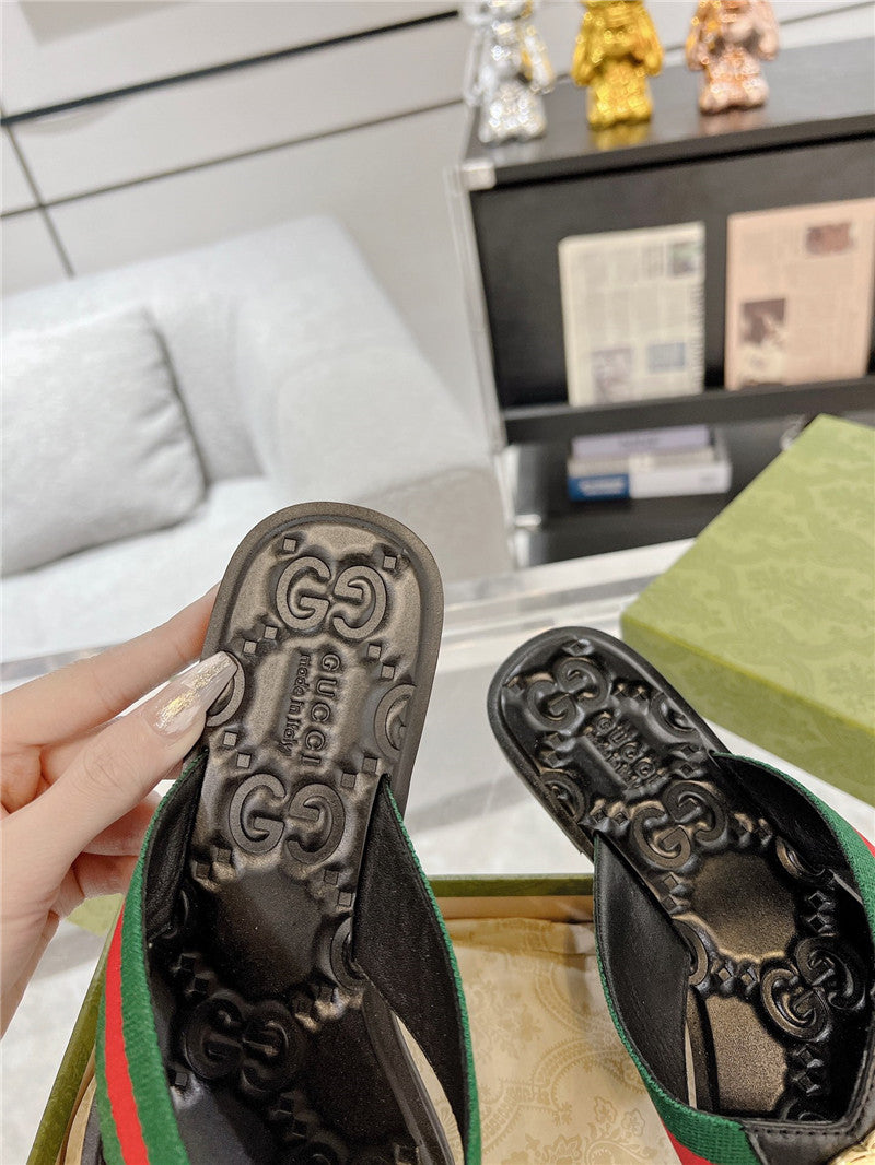 High Quality Luxury Gucci Interlocking Double G Flip Flops – Style 64627 product detail
