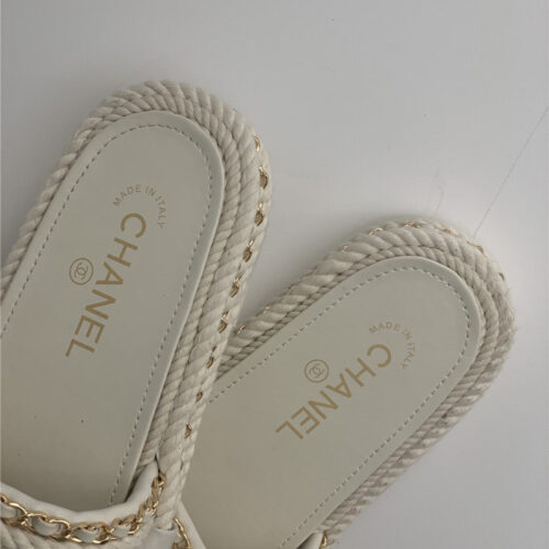 High Quality Luxury Chanel New Woven Slippers – Style 57158 product detail