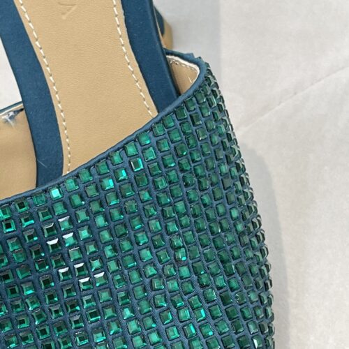 High Quality Luxury Bottega Veneta New Square Diamond Slippers – Style 08838 product detail