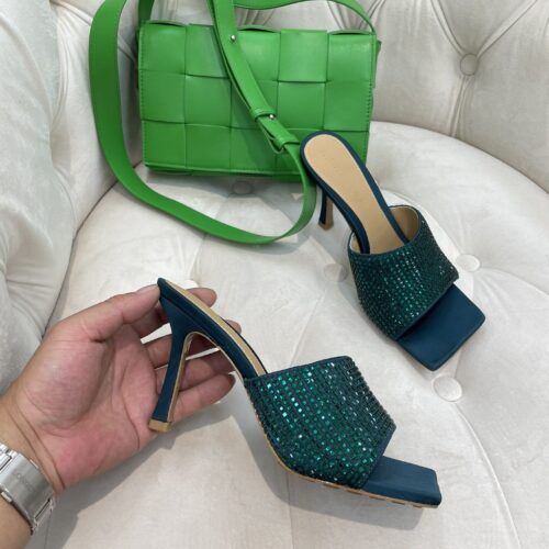 High Quality Luxury Bottega Veneta New Square Diamond Slippers – Style 08838 product detail