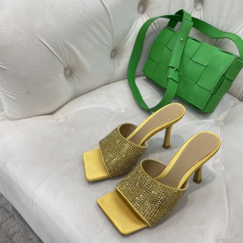High Quality Luxury Bottega Veneta New Square Diamond Slippers – Style 39910