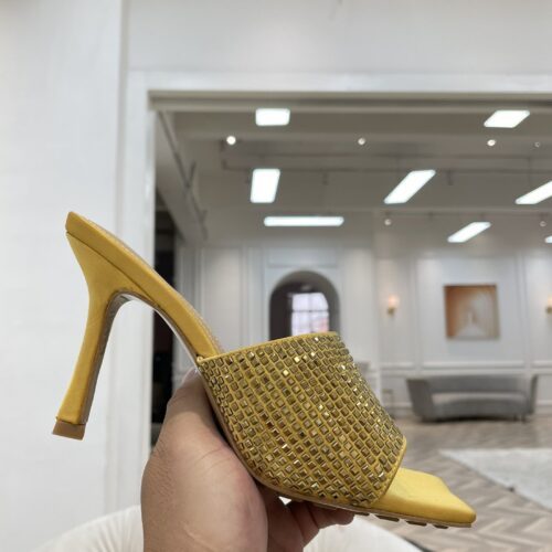 High Quality Luxury Bottega Veneta New Square Diamond Slippers – Style 39910 alternate view