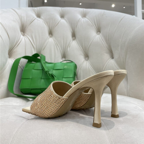 High Quality Luxury Bottega Veneta New Square Diamond Slippers product detail
