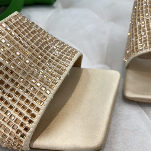 High Quality Luxury Bottega Veneta New Square Diamond Slippers product detail