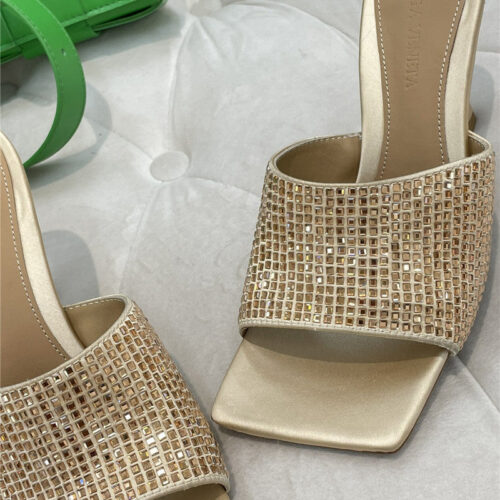 High Quality Luxury Bottega Veneta New Square Diamond Slippers product detail