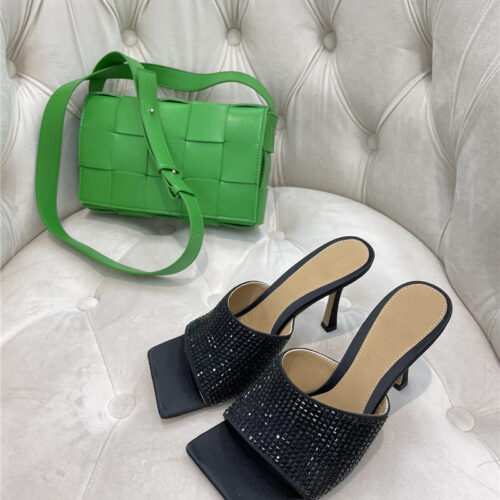 High Quality Luxury Bottega Veneta New Square Diamond Slippers – Style 00358