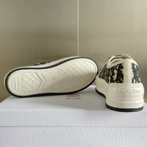 High Quality Luxury Dior Couple Platform Canvas Shoes product detail